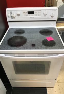 Stove whirlpool gold Self Cleaning Oven/ 90 day warranty