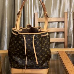 Louis Vuitton Bucket Bag