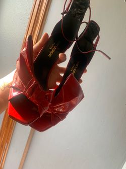 SAINT LAUREN Paris heels
