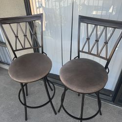 Swivel Bar Stools (2) 