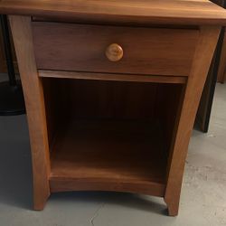 Side Table Solid Wood Excellent Condition 