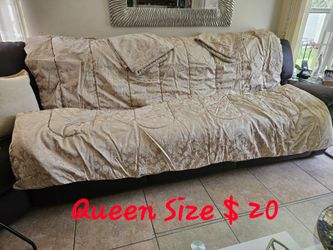 Queen Comforter