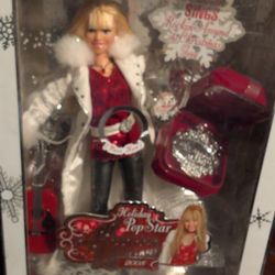 Talking Hanna Montana Doll 