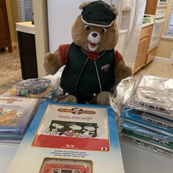 Teddy Ruxpin Bundle. Everything Included
