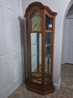 Grandfather clock needs some repairs
