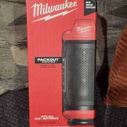 M12 Milwuakee Speaker Packout 