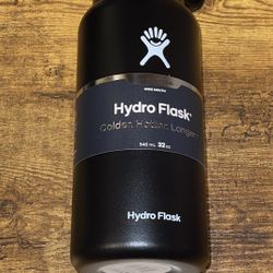 New Waterbottle 32 Oz Hydroflask Black Gym Workout