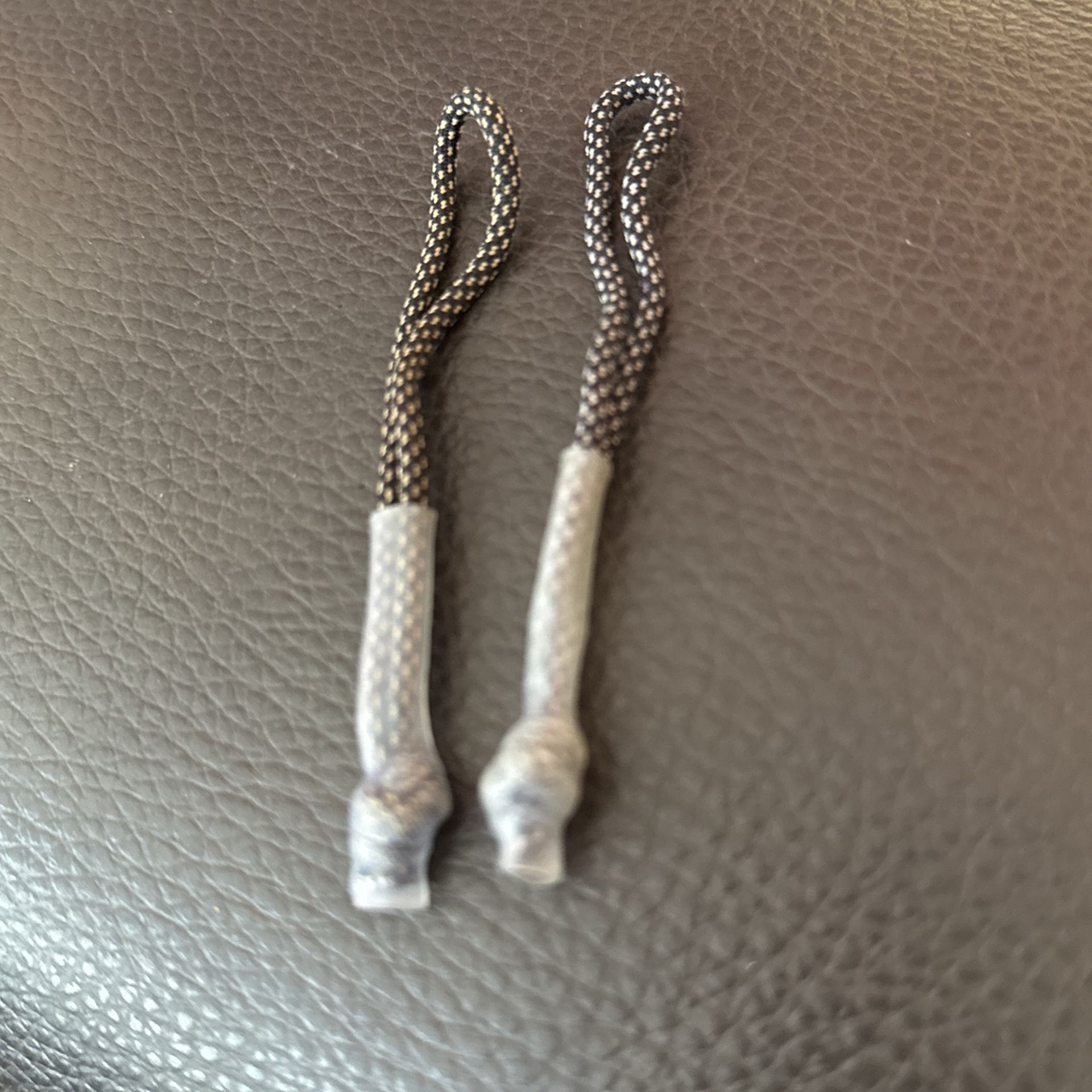 2 Nike Elite Zippers