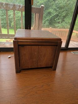 Vintage Lane Altavista Walnut Cabinet End Table