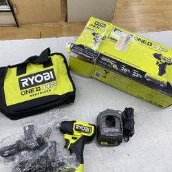 $100 Ryobi One + 18V Brushless Kit 1/4” Battery And Driver Kit 