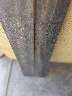 Flooring 8mm 100ft