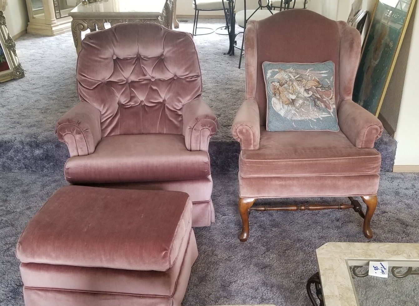 *PENDING* FREE CHAIRS & OTTOMAN