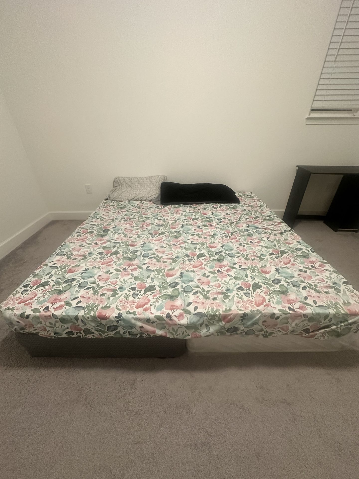 Two Twin Beds With Box Available