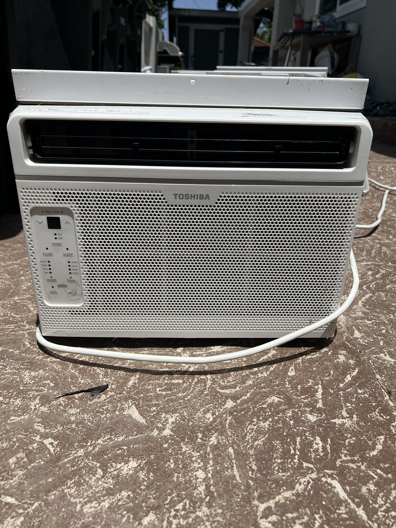 6000 BTU Toshiba Ac Window Unit