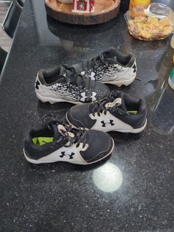 Kids UnderArmour Baseball Cleats