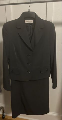 2 piece DRESS SUIT Size 6 ye