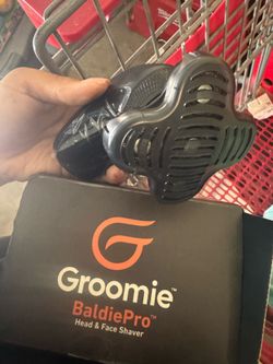 Beard groomie