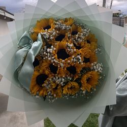 Sunflower Bouquet 