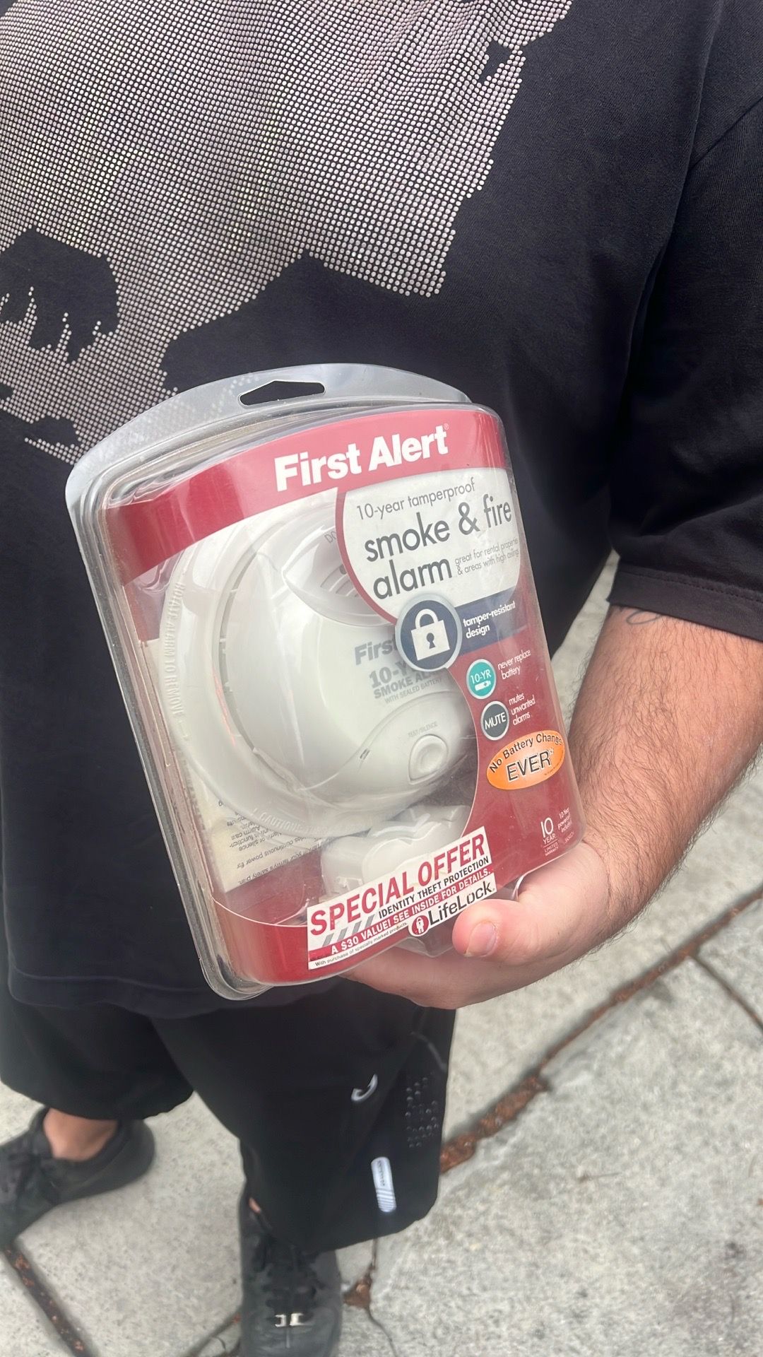 Smoke and fire alarm NEW