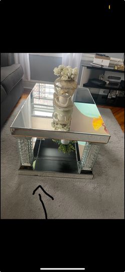 Mirror coffee table