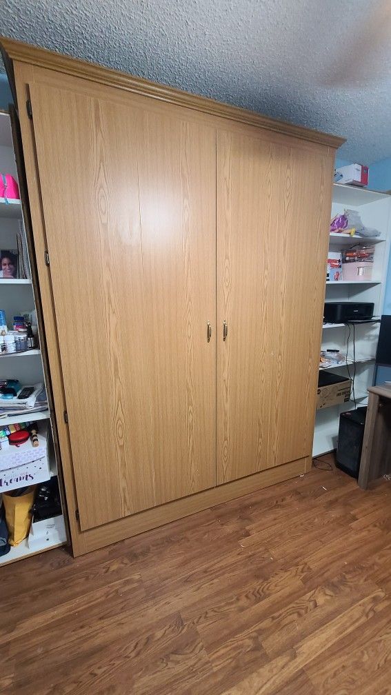 Murphy Bed for Sale in Glendale, AZ OfferUp