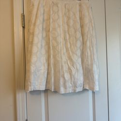 White circle skirt