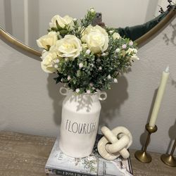 Rae Dunn Flower Vase 