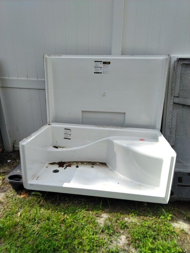 Fiberglass Shower With Seat And Walls