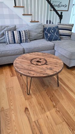 Rustic Wooden Spool Coffee Table 003