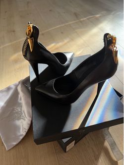 Giuseppe Zanotti Black Leather Zip Horn Pump Heels