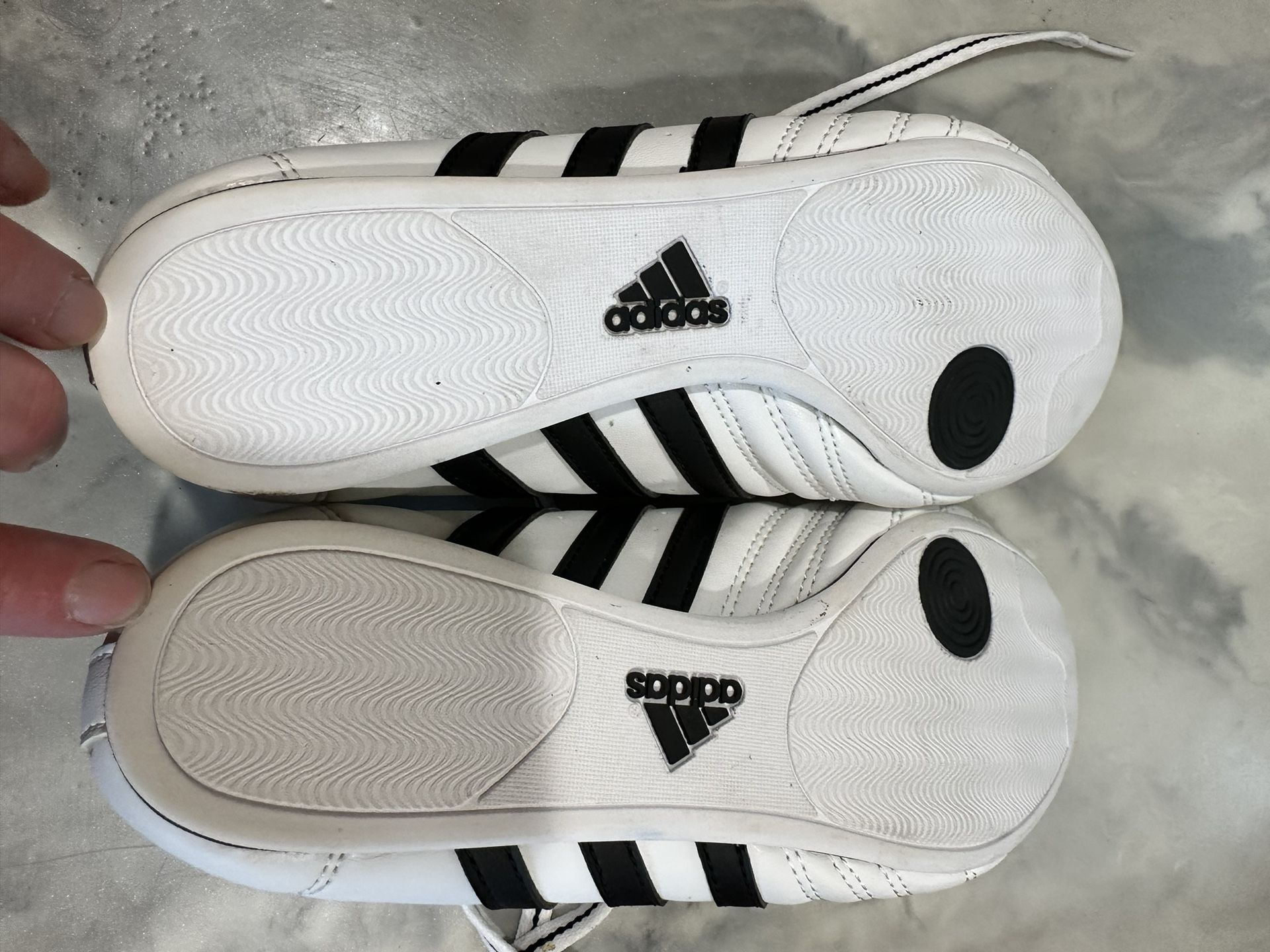 Martial Arts Mat Shoes Size 6 for Sale in Lacey, WA OfferUp