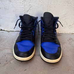 Jordan 1 mid