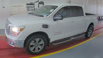 2017 Nissan Titan Crew Cab