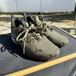 Puma Training/comfort Shoes Size 10 