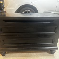Toy Chest - black 