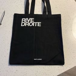 Saint Laurent Lightweight Tote black