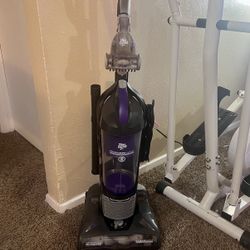 Vacuume Like New 