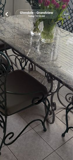 Dinning table