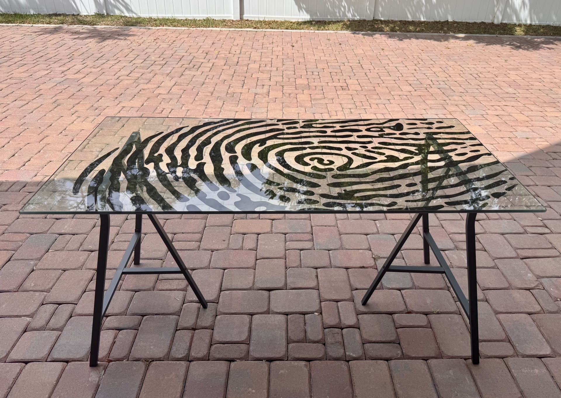 Glass Fingerprint Table