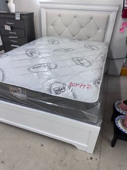 Queen mattress