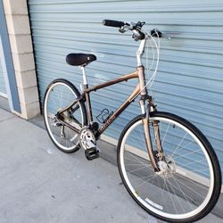 GIANT HYBRID BIKE 21 SPEEDS TIRE 700C SIZE L