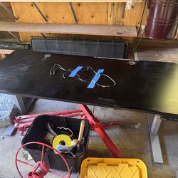 Autonomous Standing Desk