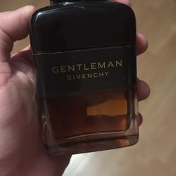 Gentlemen Givenchy Privee Fragrance Cologne 