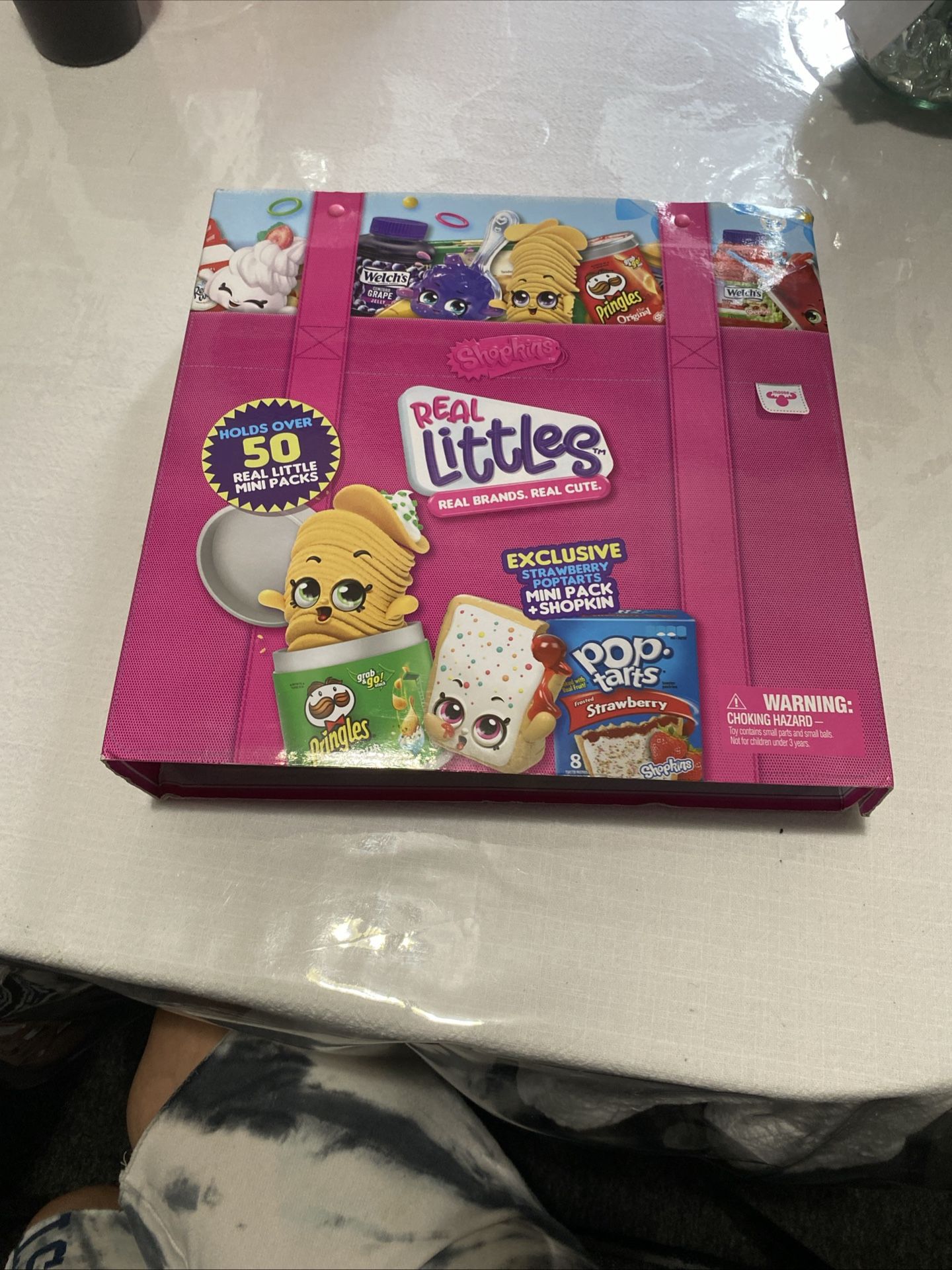 Shopkins Toys And Collectors Case