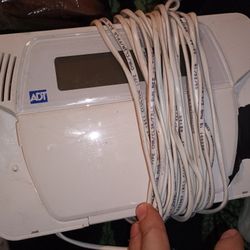 ADT Security Alarm Panel System SCW9057G-433 With Built In Stand And Power DSC