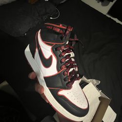 Jordan 1 Retro Og bloodline size 6.0