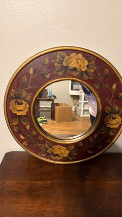 Round Decorative Wall Mirror Floral Frame