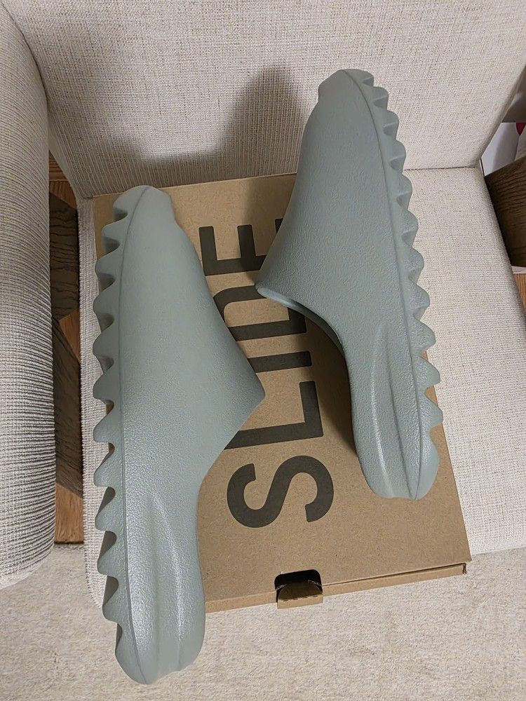 Yeezy Slides
