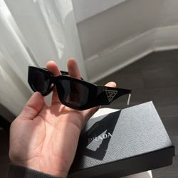 Sunglasses With Box (new)