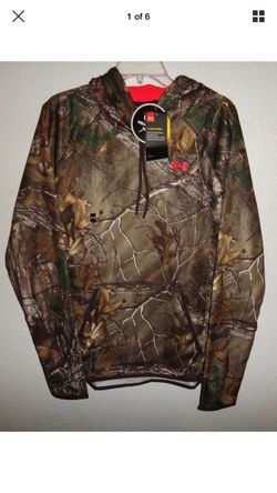NWT women's small Under Armour coldgear storm realtree camo hoodie sweatshirt $74.99